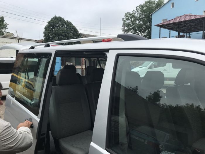Хромированные Рейлинги Короткая база, металлические ножки для Volkswagen T5 Caravelle 2004-2010 гг