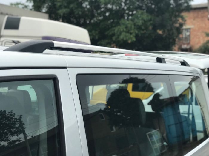 Хромированные Рейлинги Короткая база, металлические ножки для Volkswagen T5 Transporter 2003-2010 гг