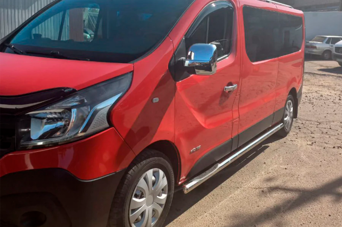 Боковые трубы BB002 (2 шт., нержавейка) 70 мм, короткая база для Renault Trafic 2001-2015 гг