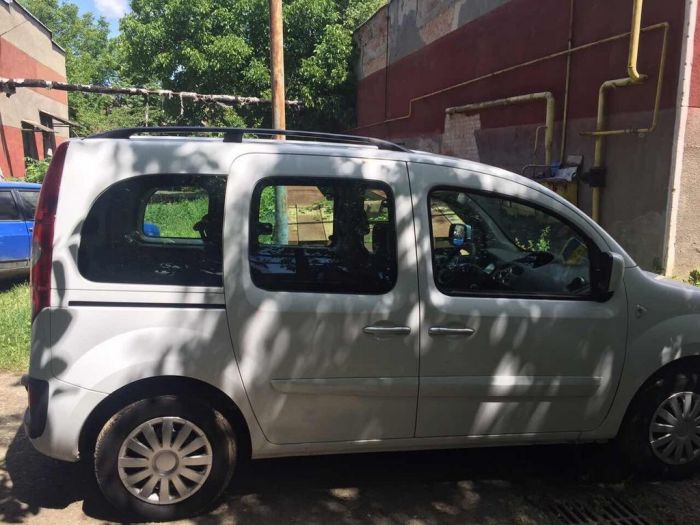 Черные рейлинги Стандартная база, пластиковые ножки для Renault Kangoo 2008-2020 гг