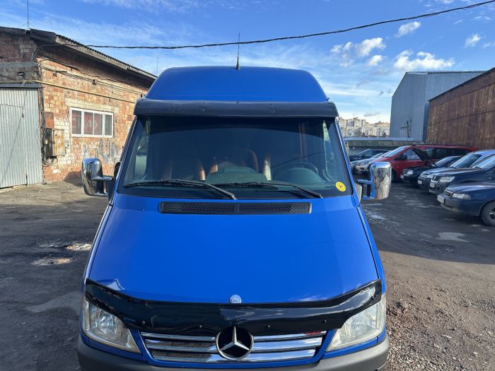 Козырек на лобовое стекло (черный глянец, 5мм) для Mercedes Sprinter W901/902/903/904/905 1995-2006 гг