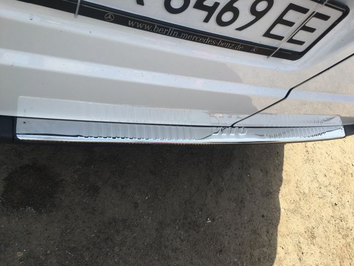 Накладка на задний бампер с загибом (Carmos V1, нержавейка) для Mercedes Vito W639 2004-2014 гг