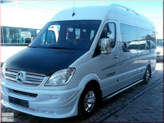 Накладка на передний бампер с 4 фарами (2006-2013) для Mercedes Sprinter W906