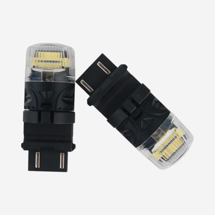 Светодиодные LED лампы 3157 (P27/7W) EA Light X 16SMD 360° белые двухконтактные безцокольные для авто