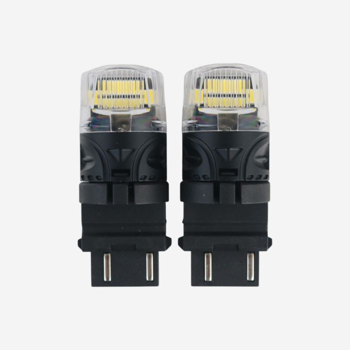 Светодиодные LED лампы 3157 (P27/7W) EA Light X 16SMD 360° белые двухконтактные безцокольные для авто