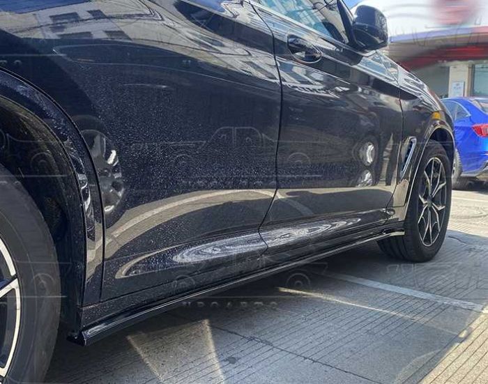 Накладки (диффузоры) порогов автомобиля BMW X3 G01 (18-21 г.в.)