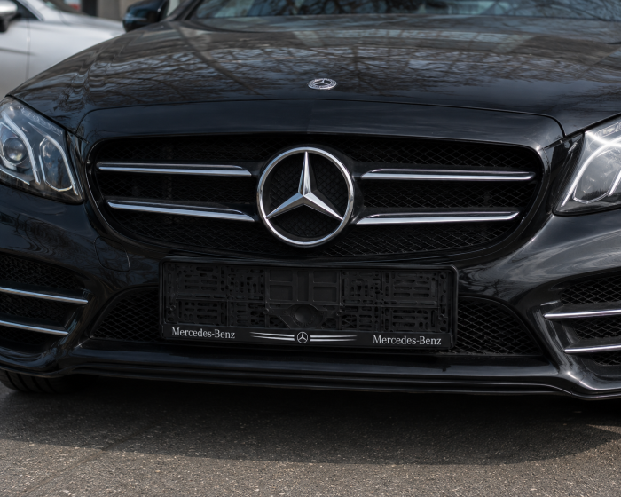 Рамка номерного знаку Mercedes-Benz пластикова Poputchik (1шт)