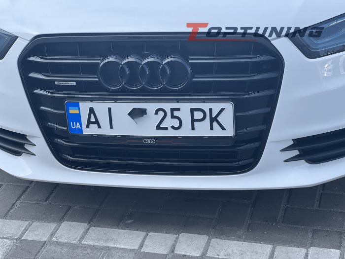 Решетка радиатора Audi A6 С7 стиль S6, черная глянцевая (11-14 г.в.)