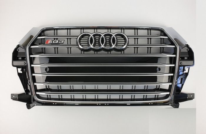 Решетка радиатора Audi Q7 стиль SQ7 черная + хром (2005-2015 г.в.)