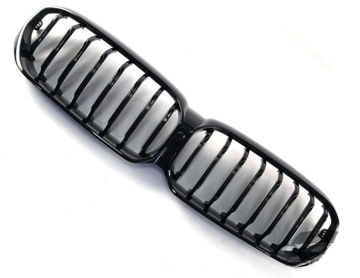 Решетка радиатора (ноздри) BMW G30 / G31 черная глянцевая (20-22 г.в.)