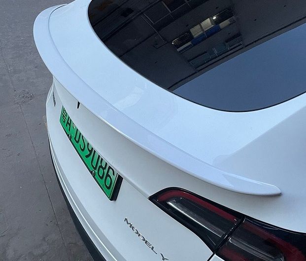 Спойлер багажника Tesla Model Y стиль S (2020-...)