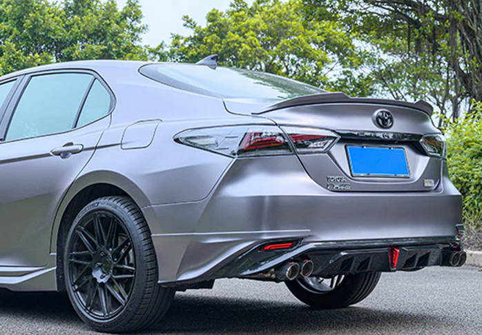 Спойлер багажника Toyota Camry 70 стиль М4 (ABS-пластик)