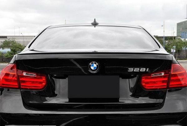 Спойлер BMW F30 стиль M3 (ABS-пластик)
