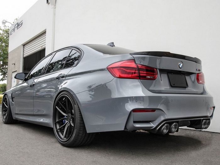 Спойлер багажника BMW F30 стиль M4 (ABS-пластик)