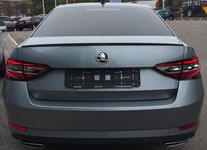 Спойлер багажника Skoda Superb III (ABS-пластик)