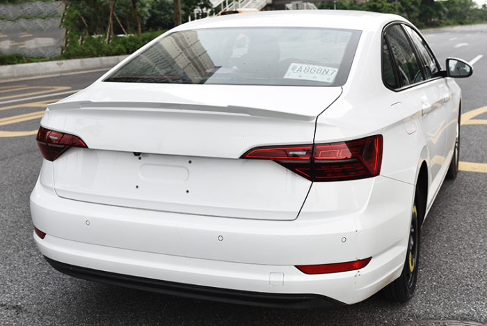 Спойлер багажника VW Jetta 7 (ABS-пластик)