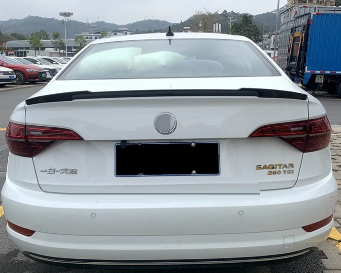 Спойлер багажника VW Jetta 7 (ABS-пластик)
