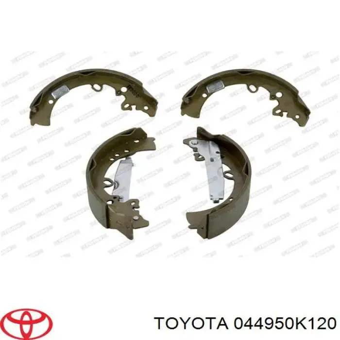 Toyota Колодки тормозные задние, комплект