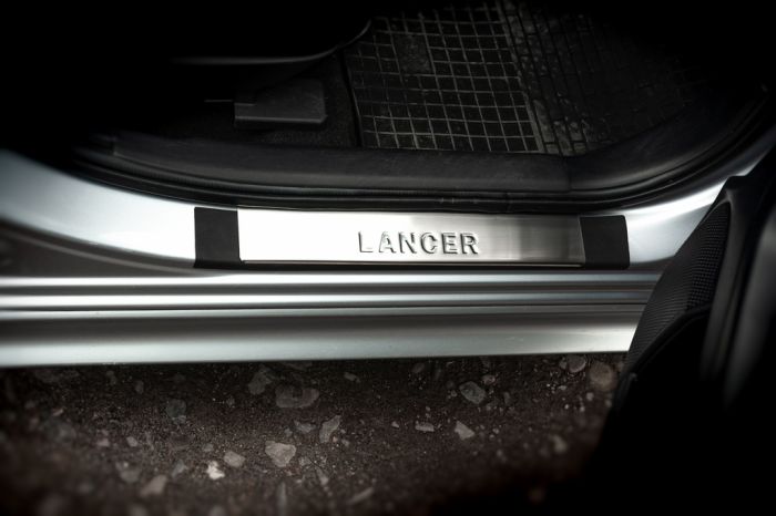 Накладки на пороги нержавейка Omsa 4 шт для Mitsubishi Lancer X 2008- гг